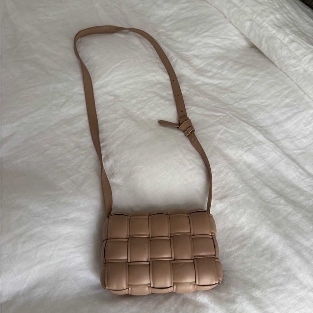 Billini woven crossbody bag tan (Bottega Veneta look alike) - Picture 3 of 5